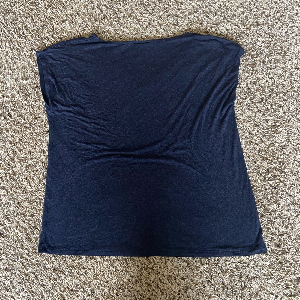 Navy Blue Rhinestone Top💙 - Picture 2 of 2
